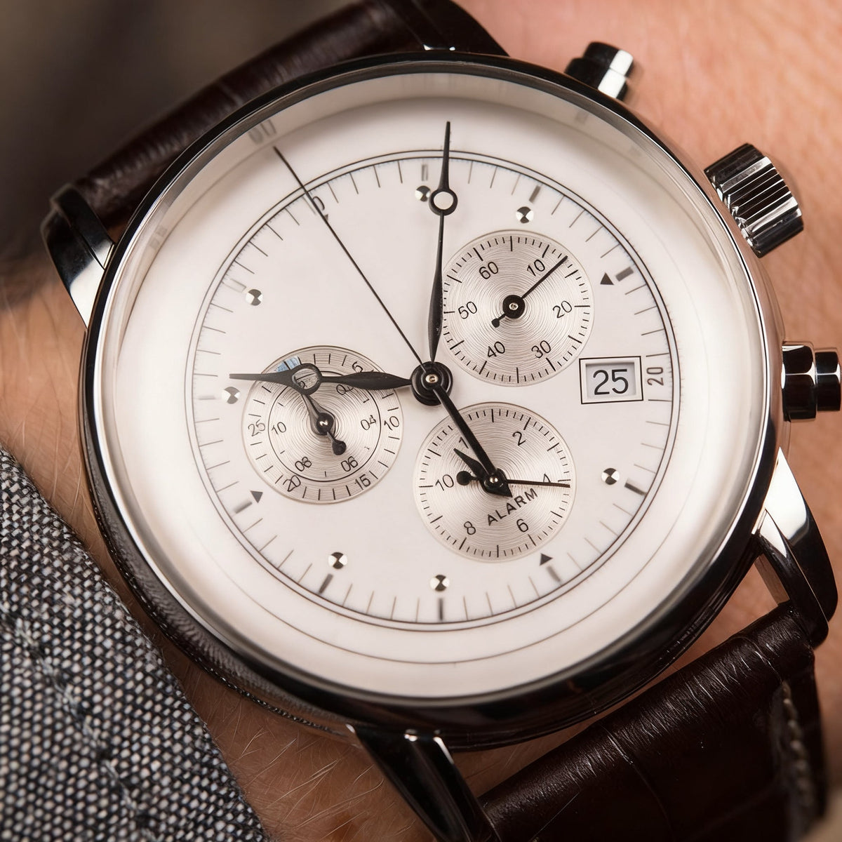 Reloj elegante de pulsera para hombre